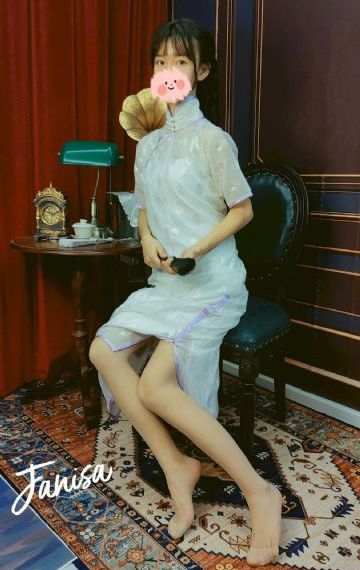 《黑帮大佬和我的365日》