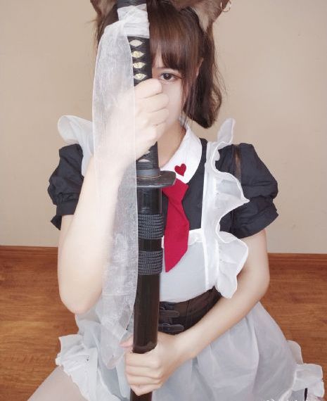 牢笼中的妖精